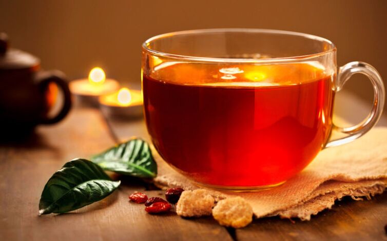 El té sin azúcar es una bebida permitida en el menú dietético. 